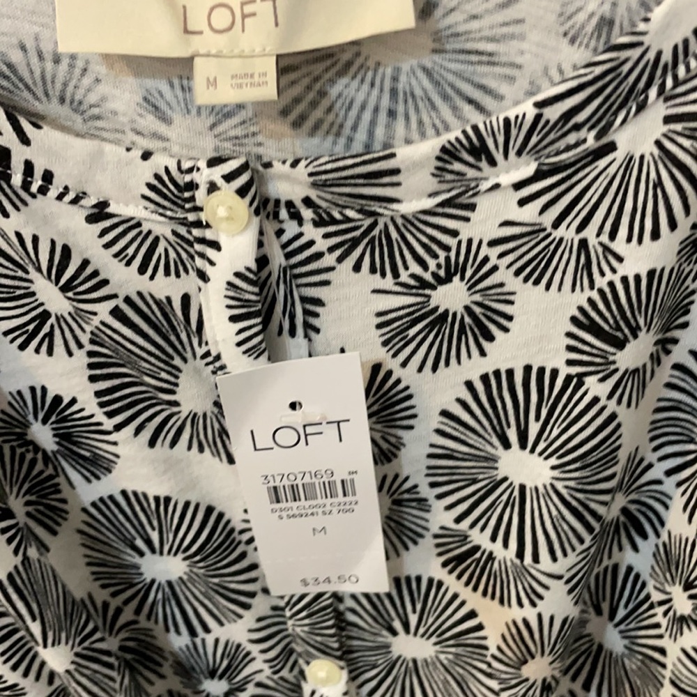 NWT LOFT TOP - Picture 3 of 4